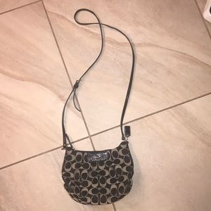 Coach crossbody signature black handbag